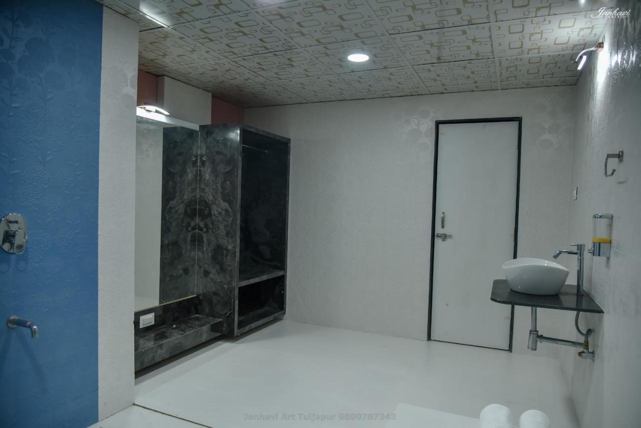 Pawan Executive Tuljapur Exterior photo