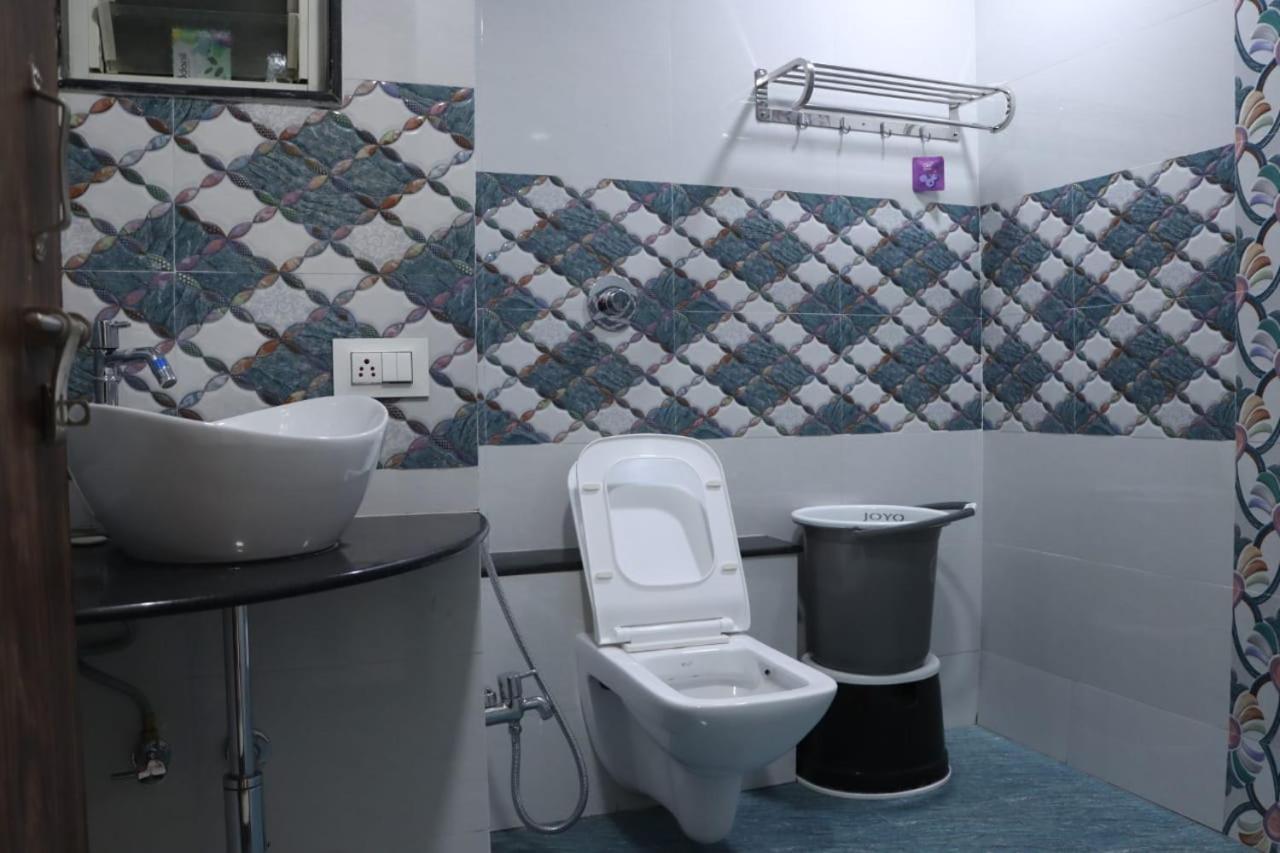 Pawan Executive Tuljapur Exterior photo