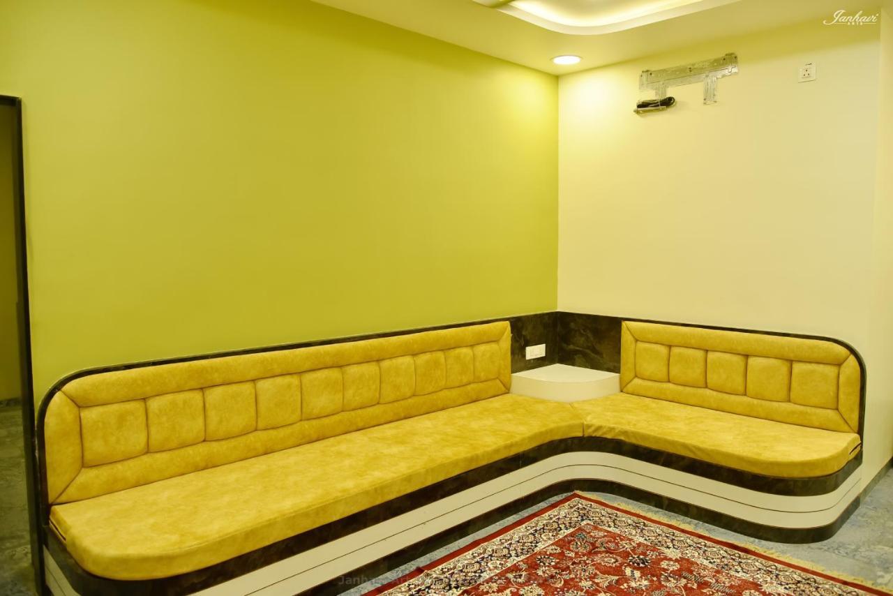 Pawan Executive Tuljapur Exterior photo