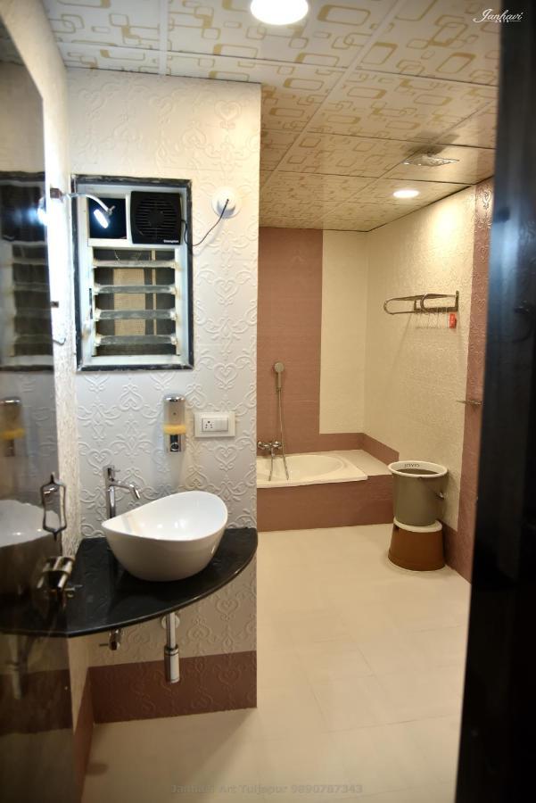 Pawan Executive Tuljapur Exterior photo