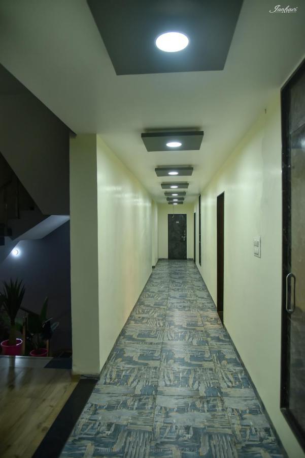 Pawan Executive Tuljapur Exterior photo